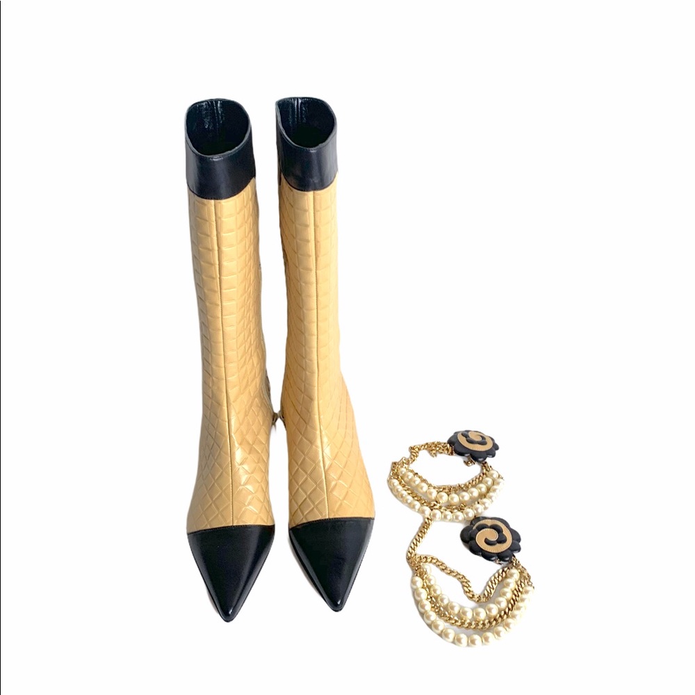 Chanel Camellia Quilted Faux Pearls Boots - Picture 8 of 15